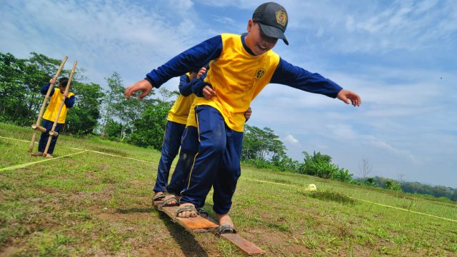 12 Olahraga Tradisional Asli Indonesia yang Paling Fenomenal